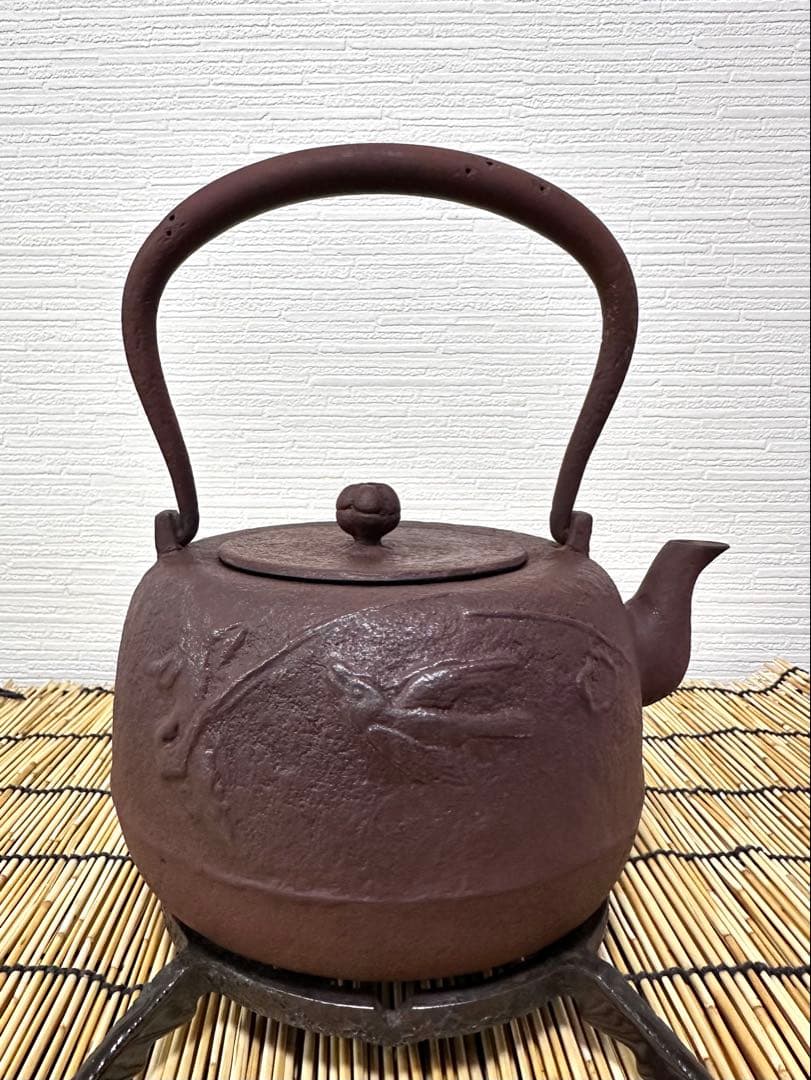 未使用コンディション　南部及鉄鋳造所宝鉄堂　及川栄喜(二代目鉄)造　１５型棗