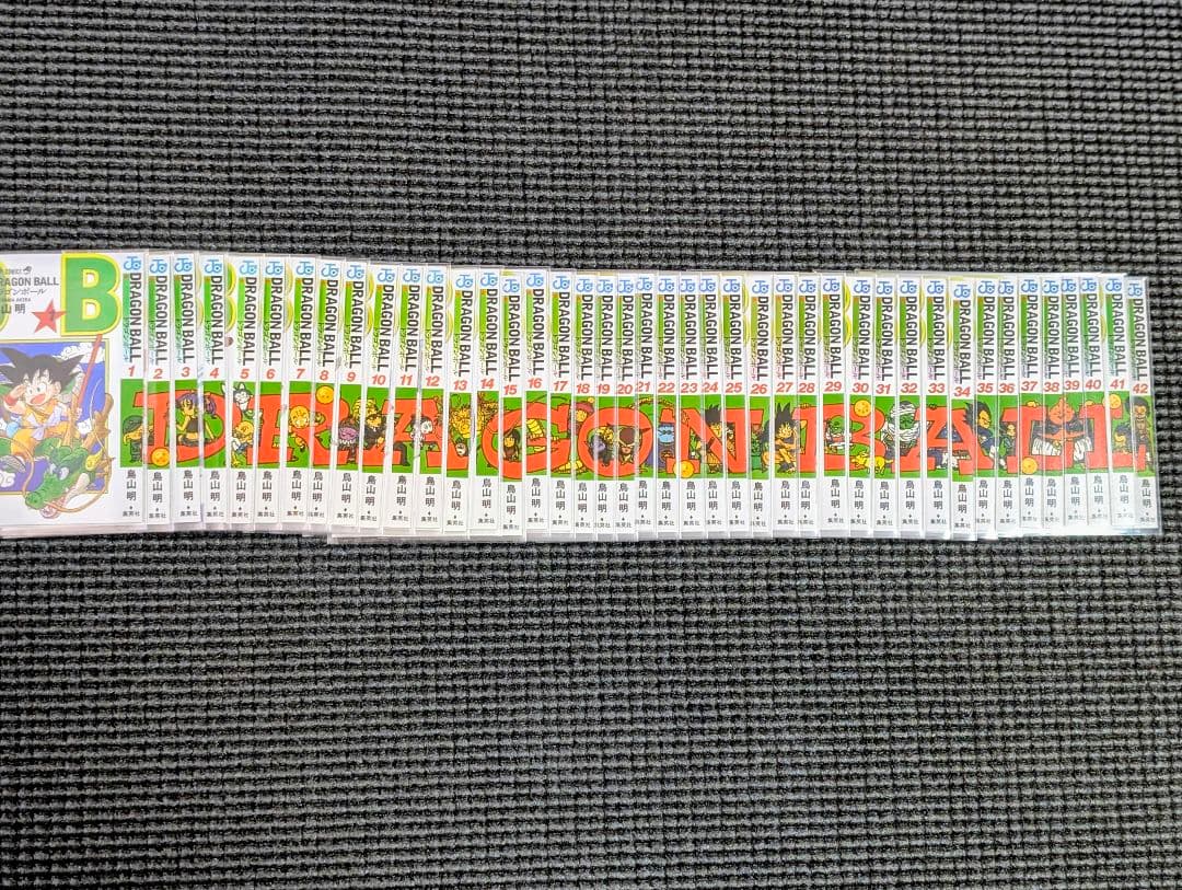 ４９枚スリーブ入　ドラゴンボール鳥山明カバーイラスト　ジャンプ作家イラストカード