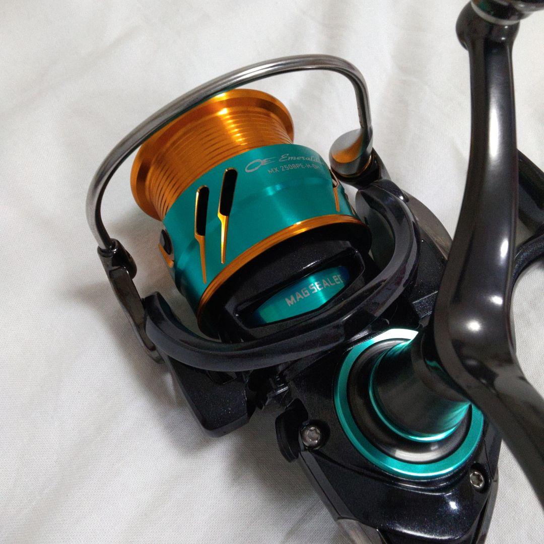 カ*ヤ様 ダイワ　17エメラルダスMX 2508 PE- H -DH 【新品未使