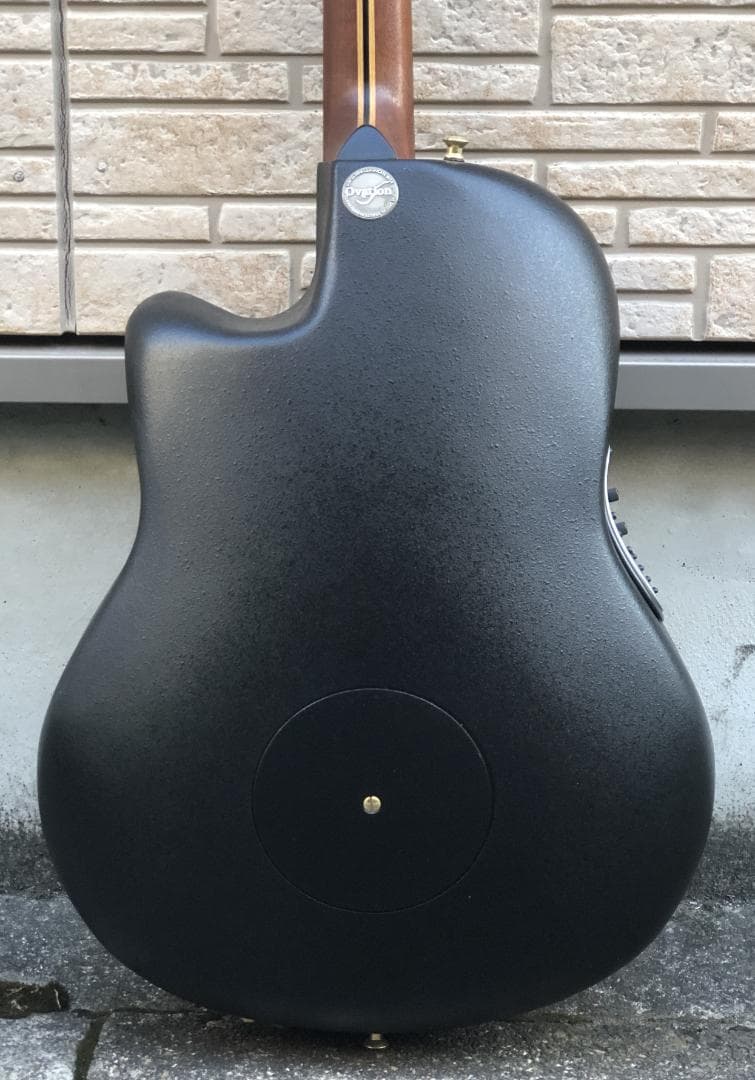 Adamas W 597T by Ovation USA Air Locks付