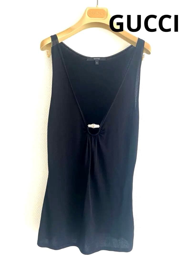 【GUCCI】美品✨ブラックキャミソール✨スワロスキーチャーム付き✨イタリー製