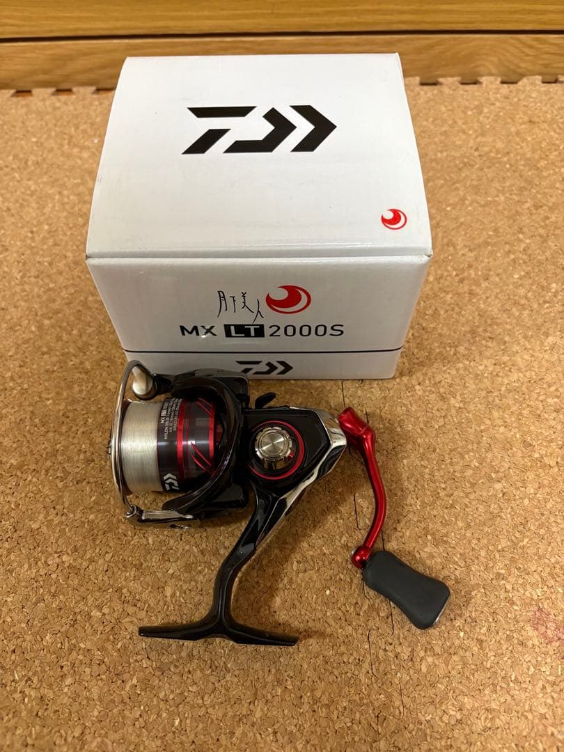 【週末限定値下げ】DAIWA 18月月下美人　MX LT2000S
