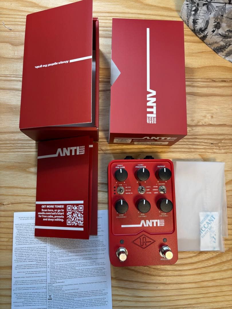 ギター Universal Audio UAFX ANTI