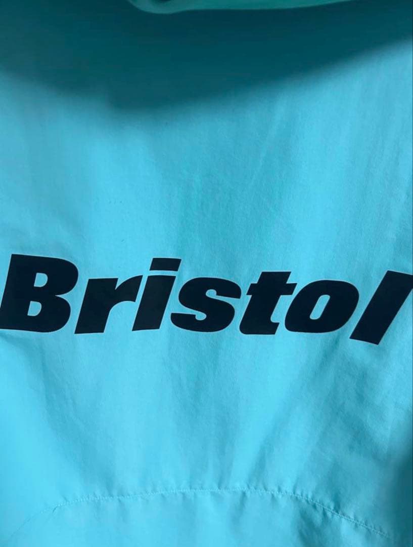 Bristol フード付きナイロンジャケット ティファニーブルー