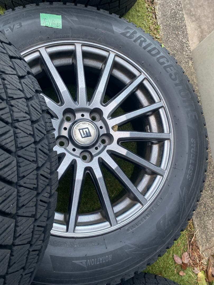 エミ　ブリヂストン スタッドレスタイヤ DM-V3 225/65R17