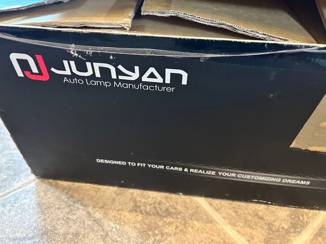 未使用　JUNYAN MH21S ワゴンR　ヘッドライト　左右セット