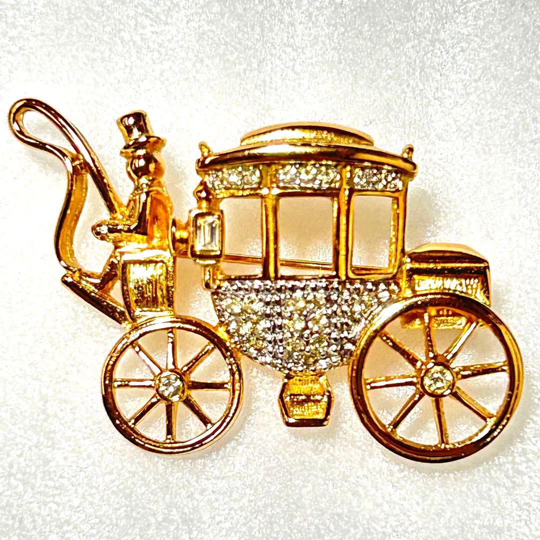 バーバリー Burberrys 【ヴィンテージ】 旧ロゴ　ブローチ　馬車型