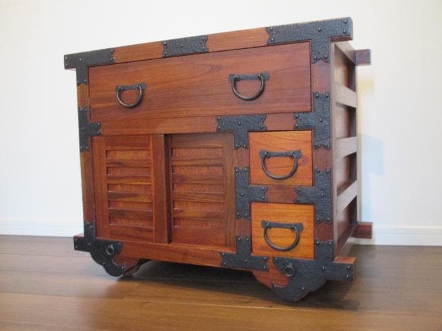 逸品　美品　船箪笥　車箪笥　欅材　車輪　和箪笥　箪笥　和家具　購入金額：23万円