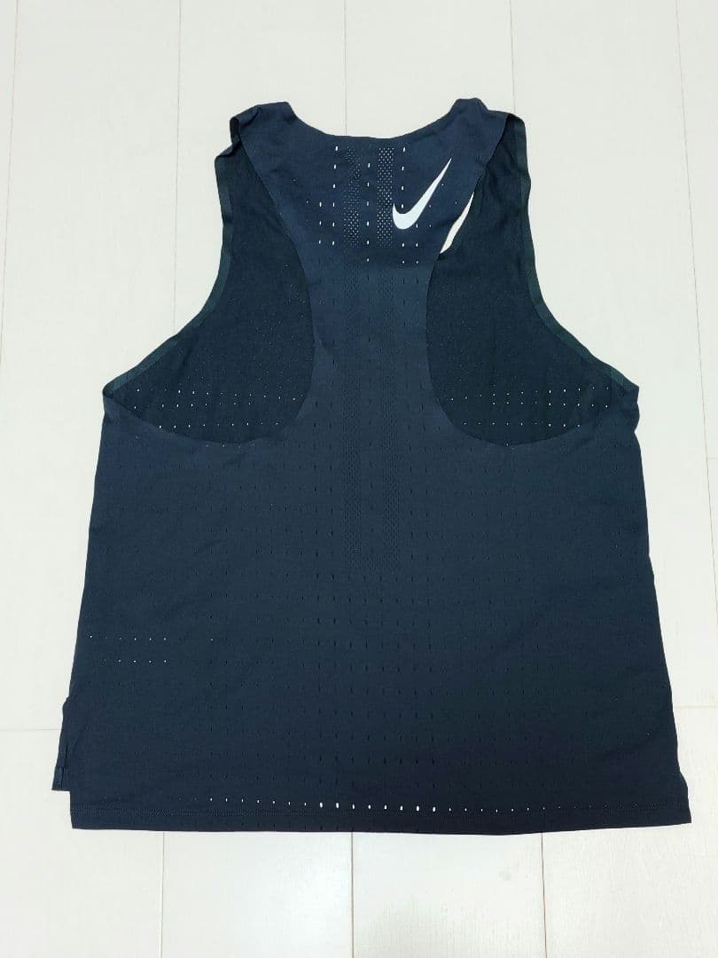 NIKE　エアロスイフトシングレット　ショーツセット