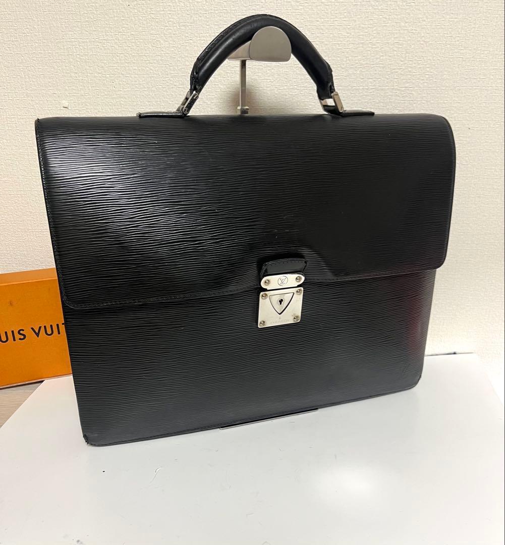 A*M様 【正規品】LOUIS VUITTON エピロブスト 1ビジネスバック【