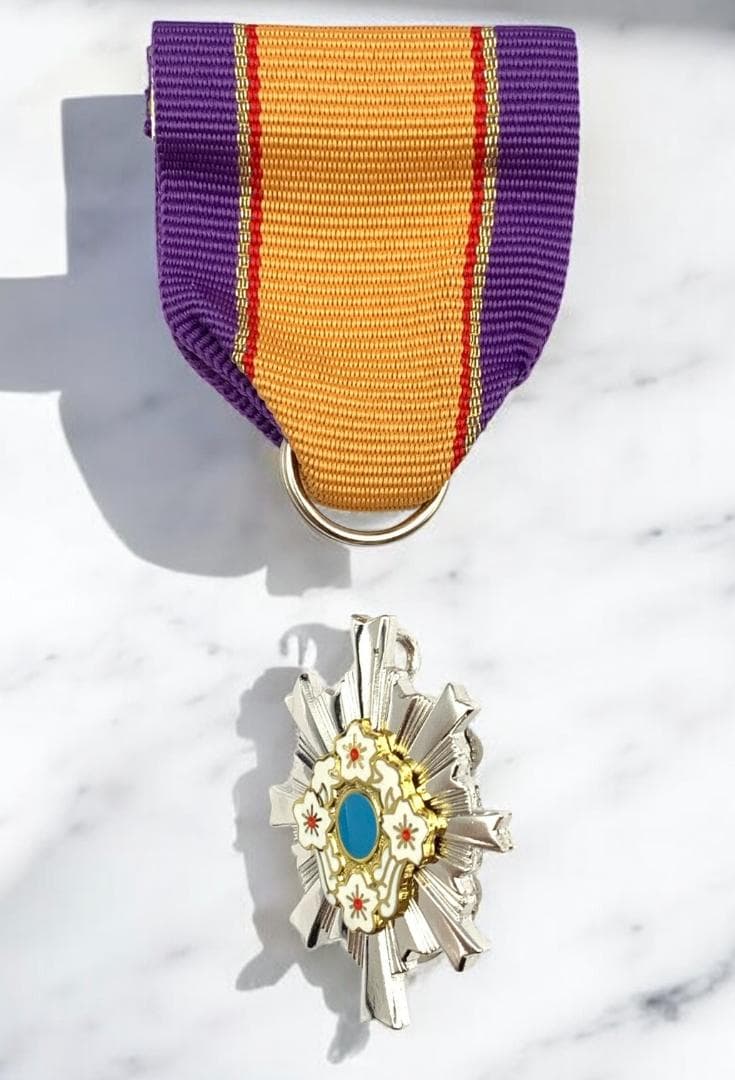 【美品】２個セット　防衛功労章　勲章　メダル　ミリタリー