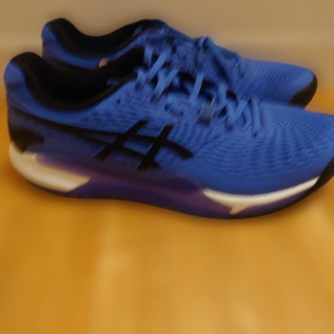 未使用　ASICS テニスシューズ ゲルソリューション　28.0cm