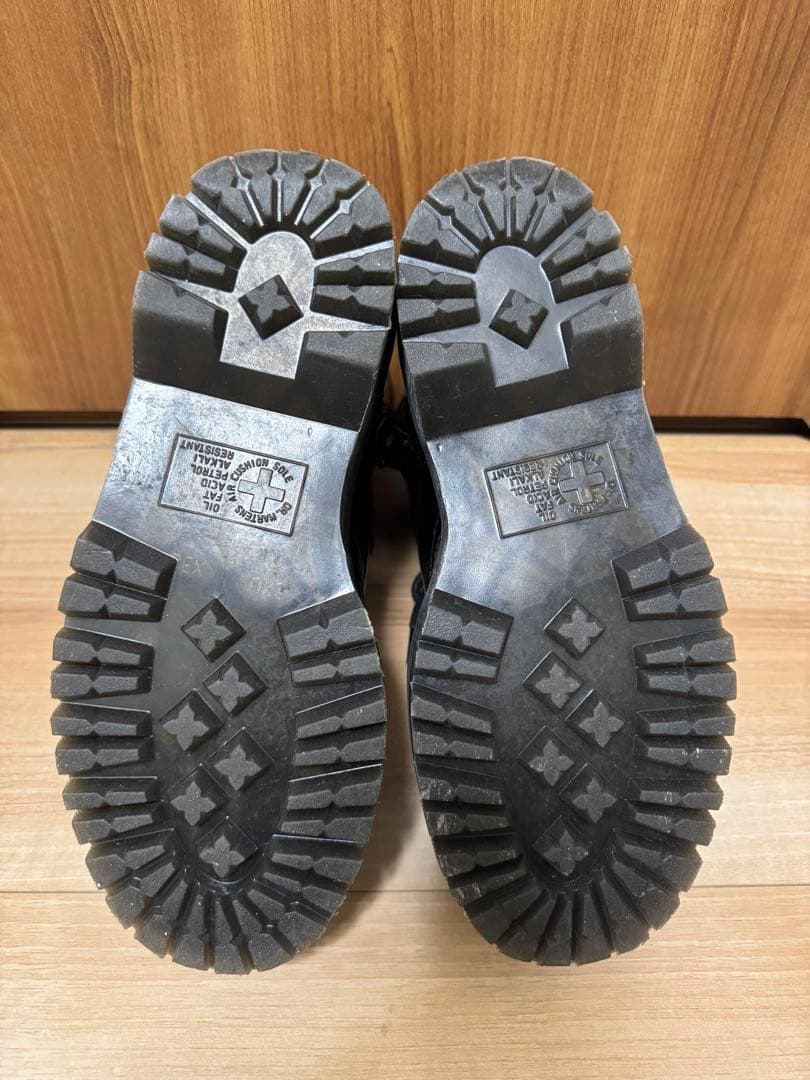 Dr. Martens 厚底ブラックブーツ