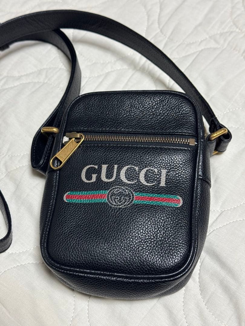 I*H様 GUCCI（グッチ）メッセンジャーバッグ 品番574803
