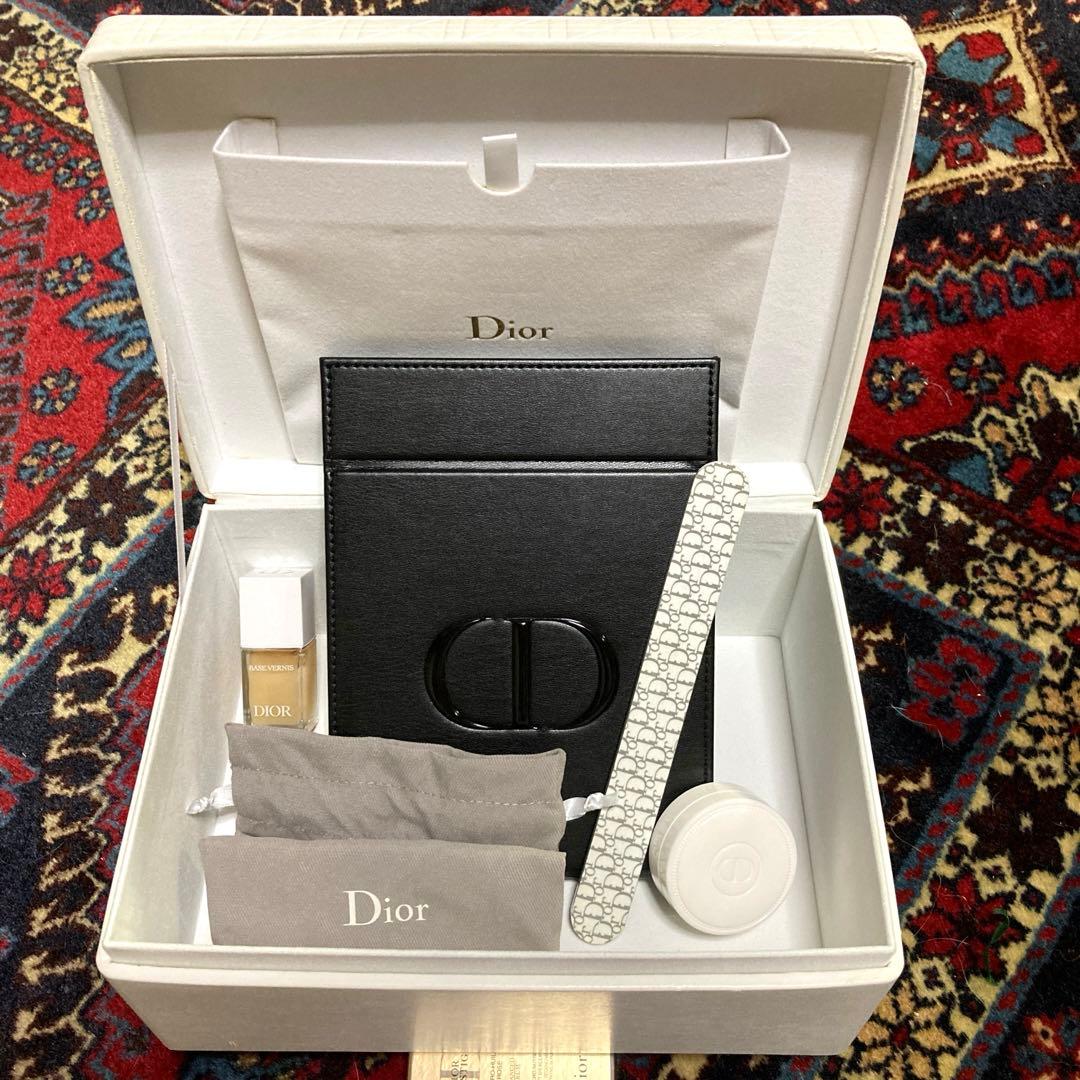 DIORネイルケアセット　ミラー&ボックス付
