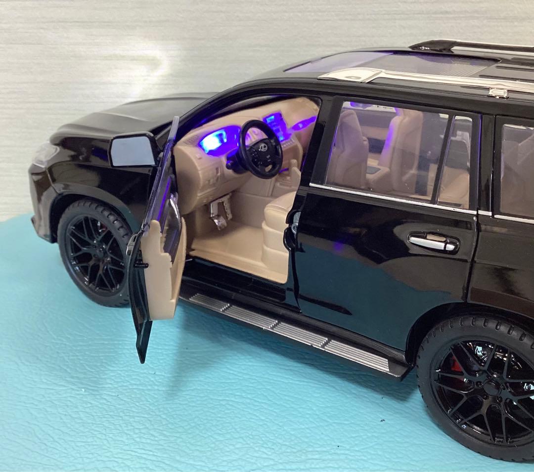 レクサス LX570 ブラック LEXUS 1/18