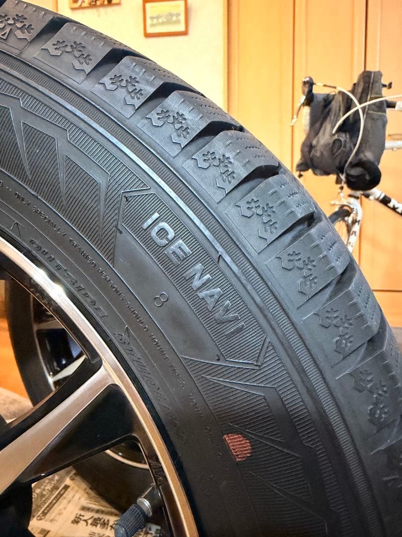 2023年製 スタッドレス 205/60R16 グッドイヤー ICE NAVI8