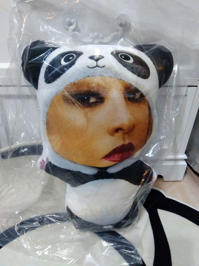 YOSHIKI グッズ 第4弾スニーカーかばん指輪ピアスyoshikitty　他