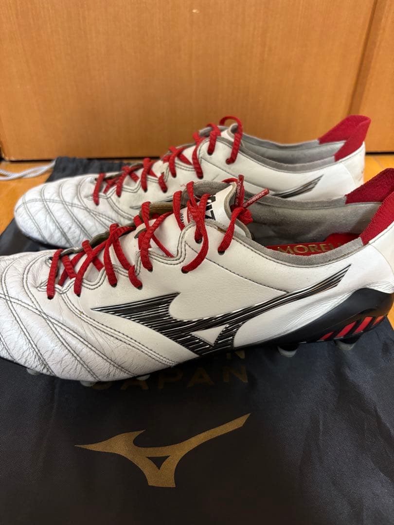 Mizuno モレリア　ホワイト/レッド スパイクシューズ　28cm