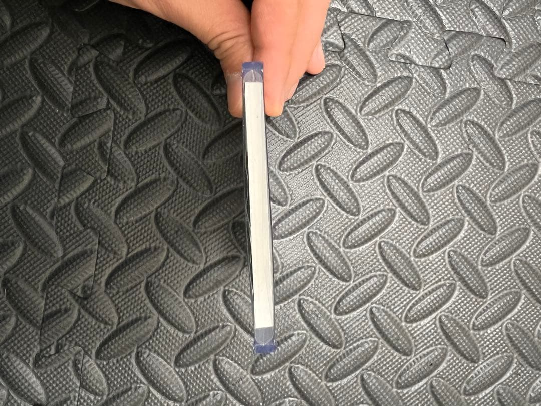 ボブ・マーリー 実使用生地封入・限定50枚 シリアル入りトレカ