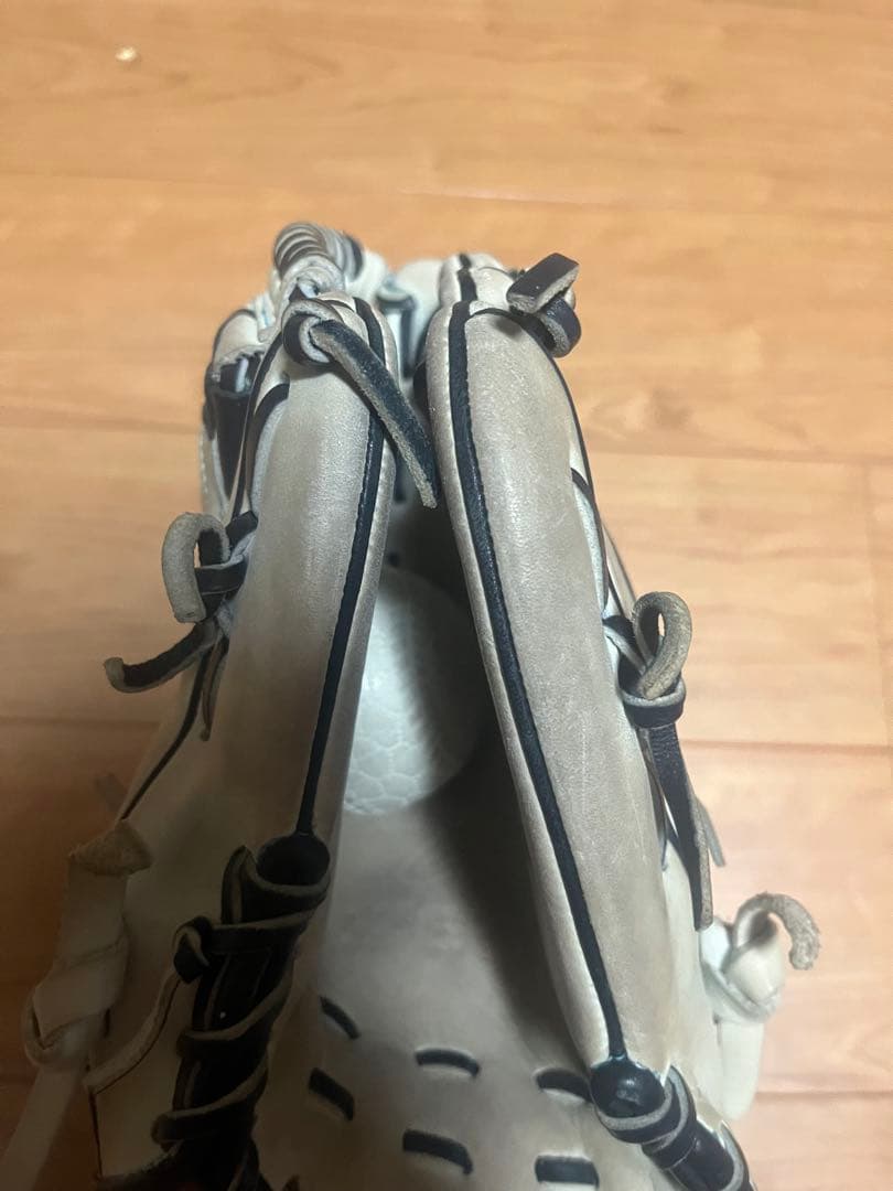 野球グローブ 内野手用 源田モデル