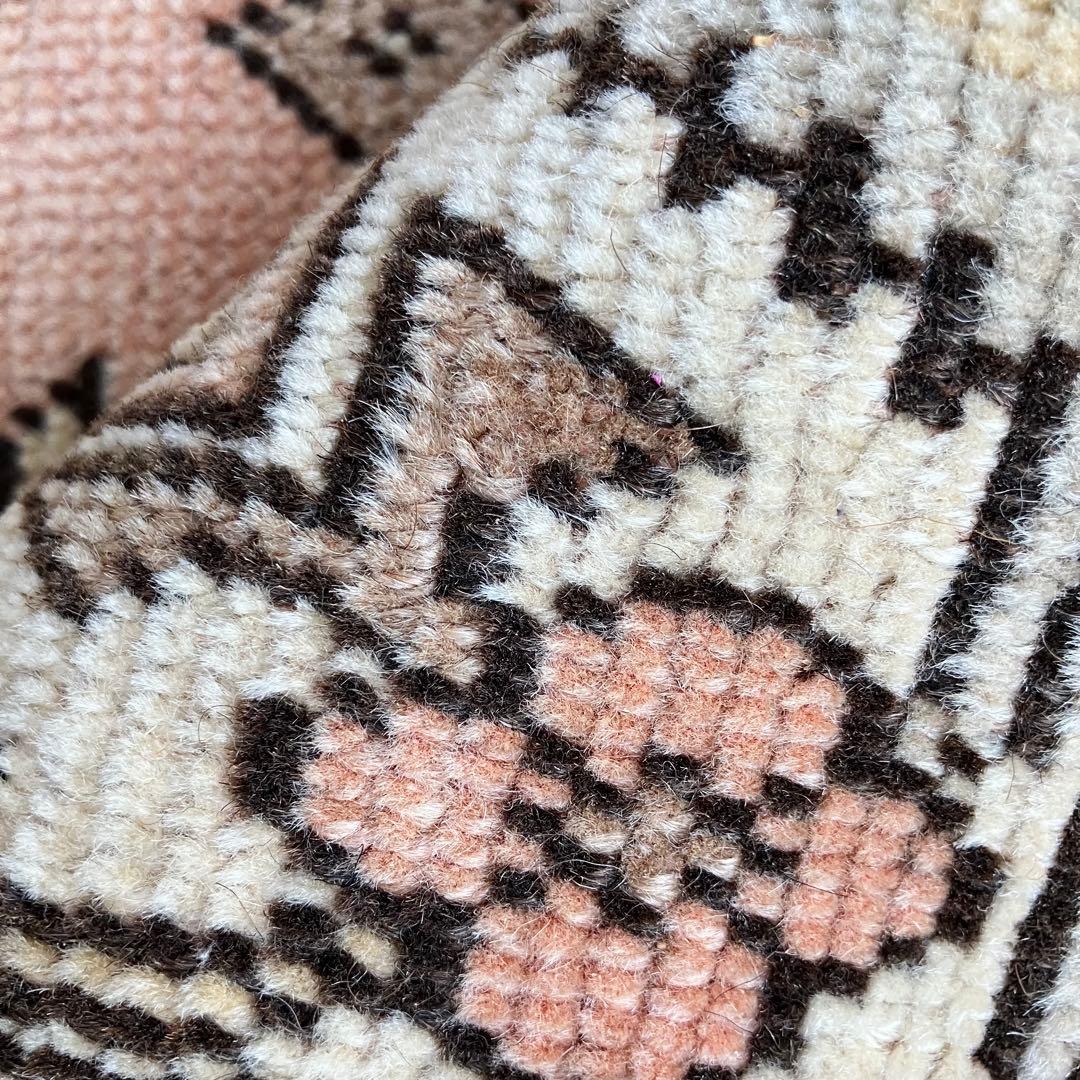 アールデコ調　81×131✳︎直線　くすみピンク　ベージュ　トルコヴィンテージラグ