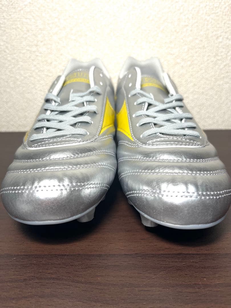 ★新品★ 海外限定正規品 モレリア2クラブ 25cm