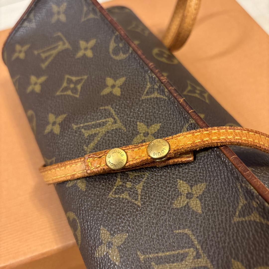 ルイ・ヴィトン　M51852