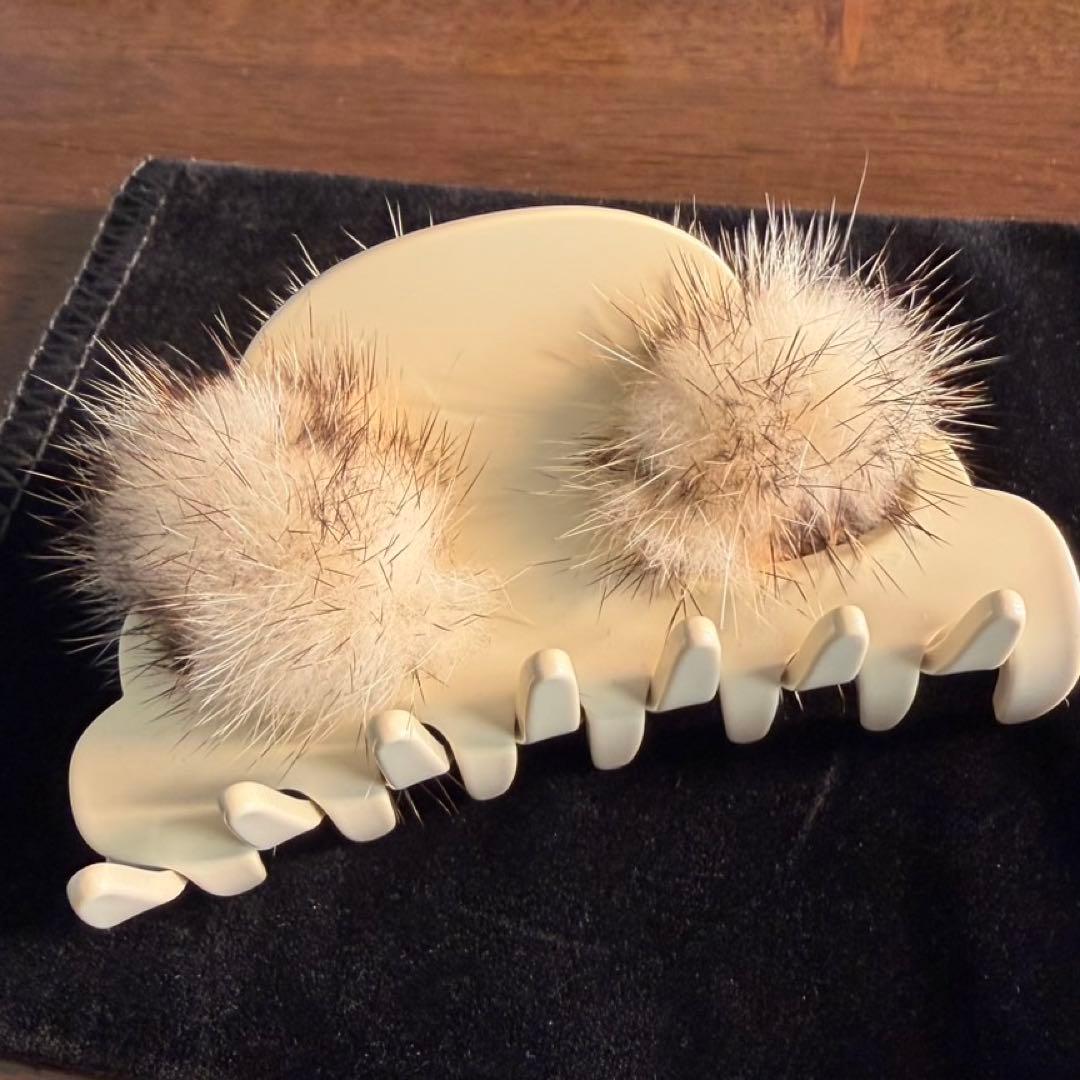 アレクサンドルドゥパリ ミンクファー ヘアクリップ 限定 入手困難