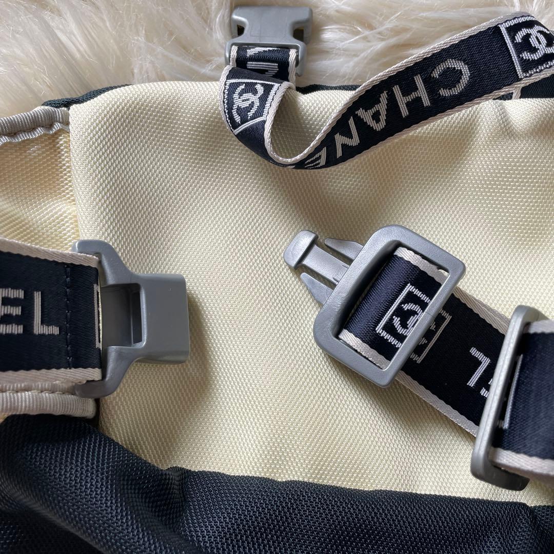 【CHANEL】シャネル スポーツライン ボディバッグ
