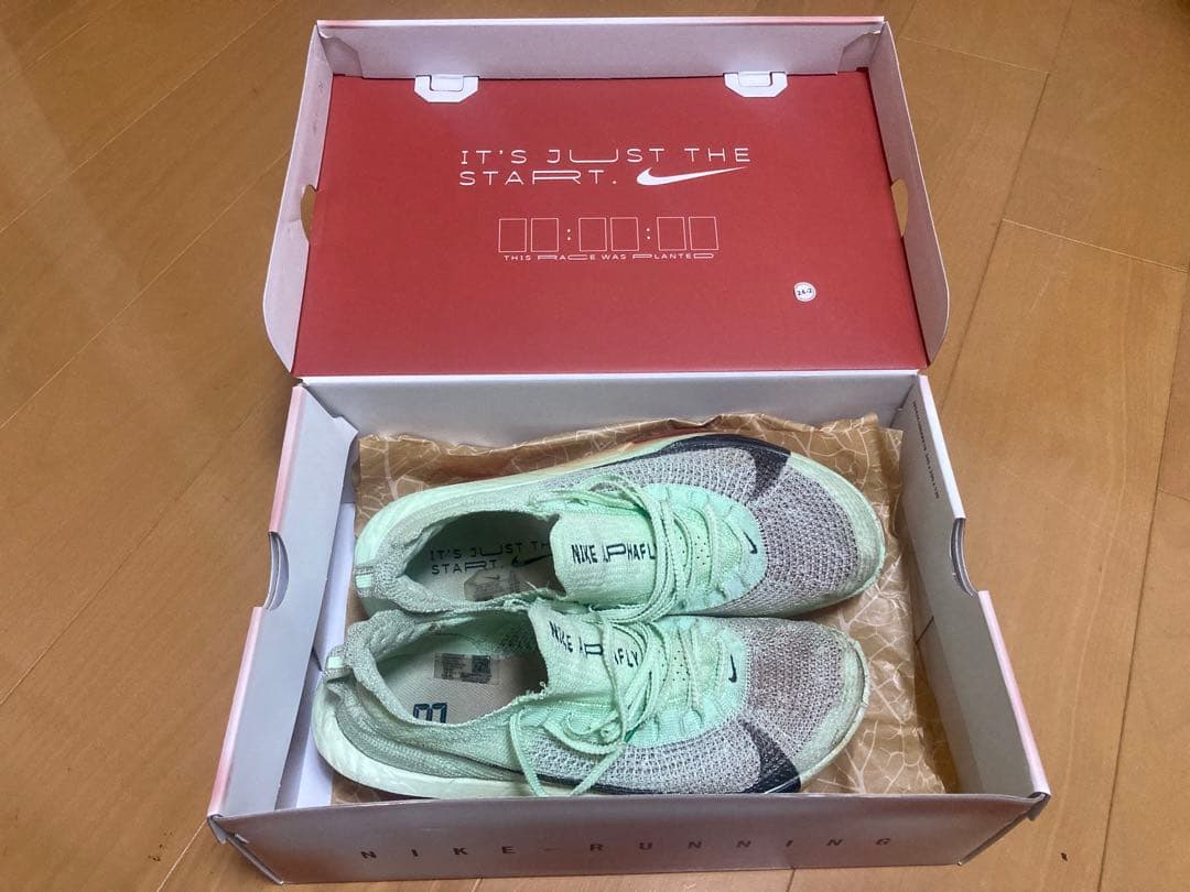 NIKE ZOOM ALPHAFLY NEXT%3 アルファフライ ネクス%3