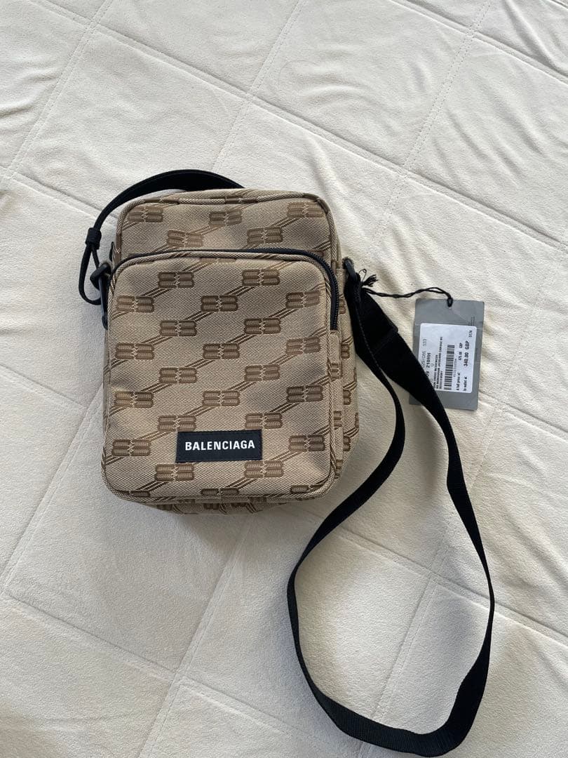 BALENCIAGA メッセンジャーバッグ /クロスボディバッグ BBモノグラム