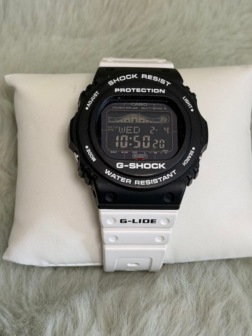 美品✨G-SHOCK G-LIDEホワイト×ブラック GWX-5700SSN