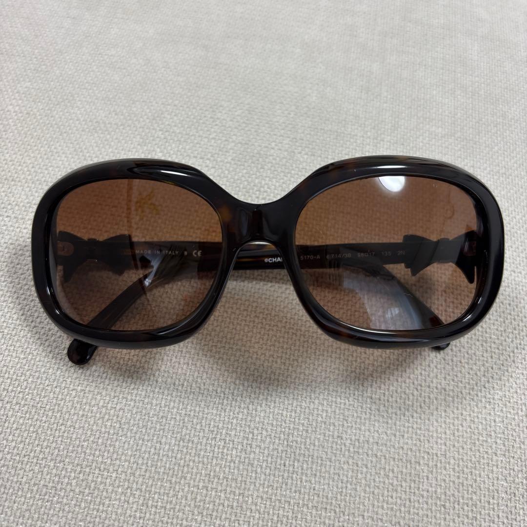 CHANELブラウン オーバーサイズ サングラス