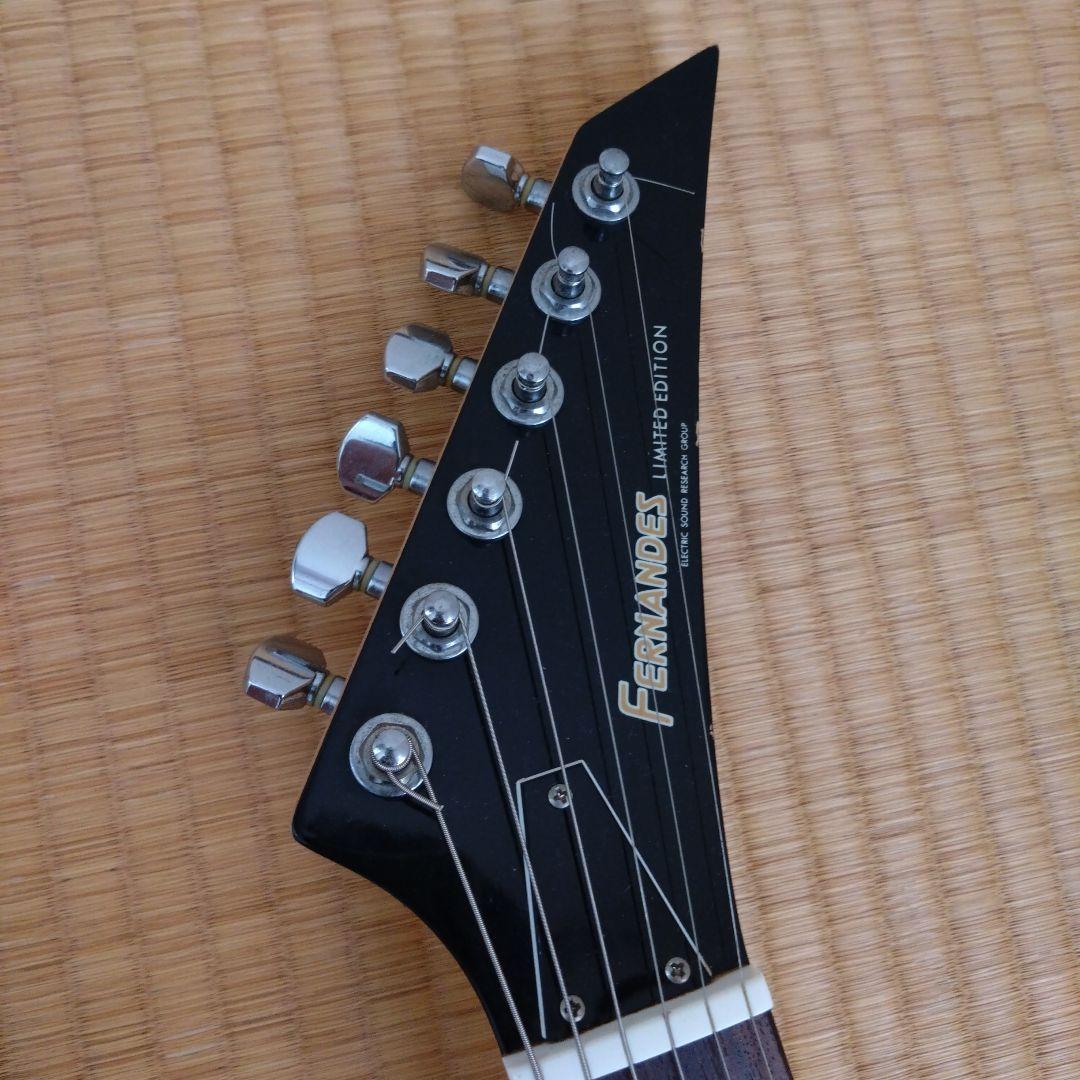 価格交渉ご自由に!変形V　ギター　黒　ブラック