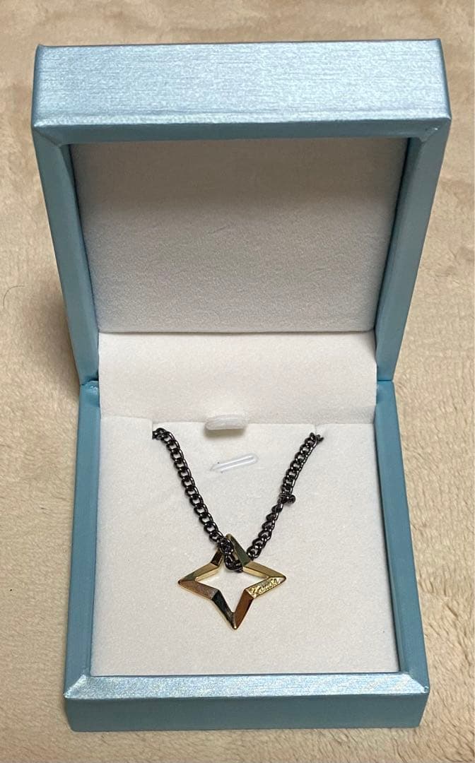 ホロライブ天音かなた 活動1周年記念ネックレス＆タッセルチャーム ゴールドver