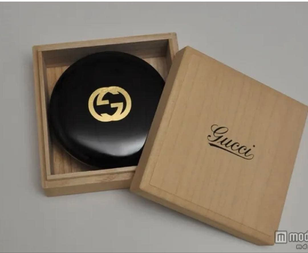 【最終SALE】GUCCI 菓子器　ノベルティ世界1050限定