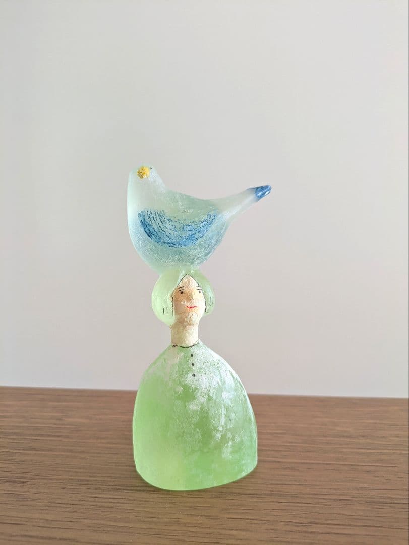安達知江　ハンドメイド ガラスオブジェ girl　ガール　大