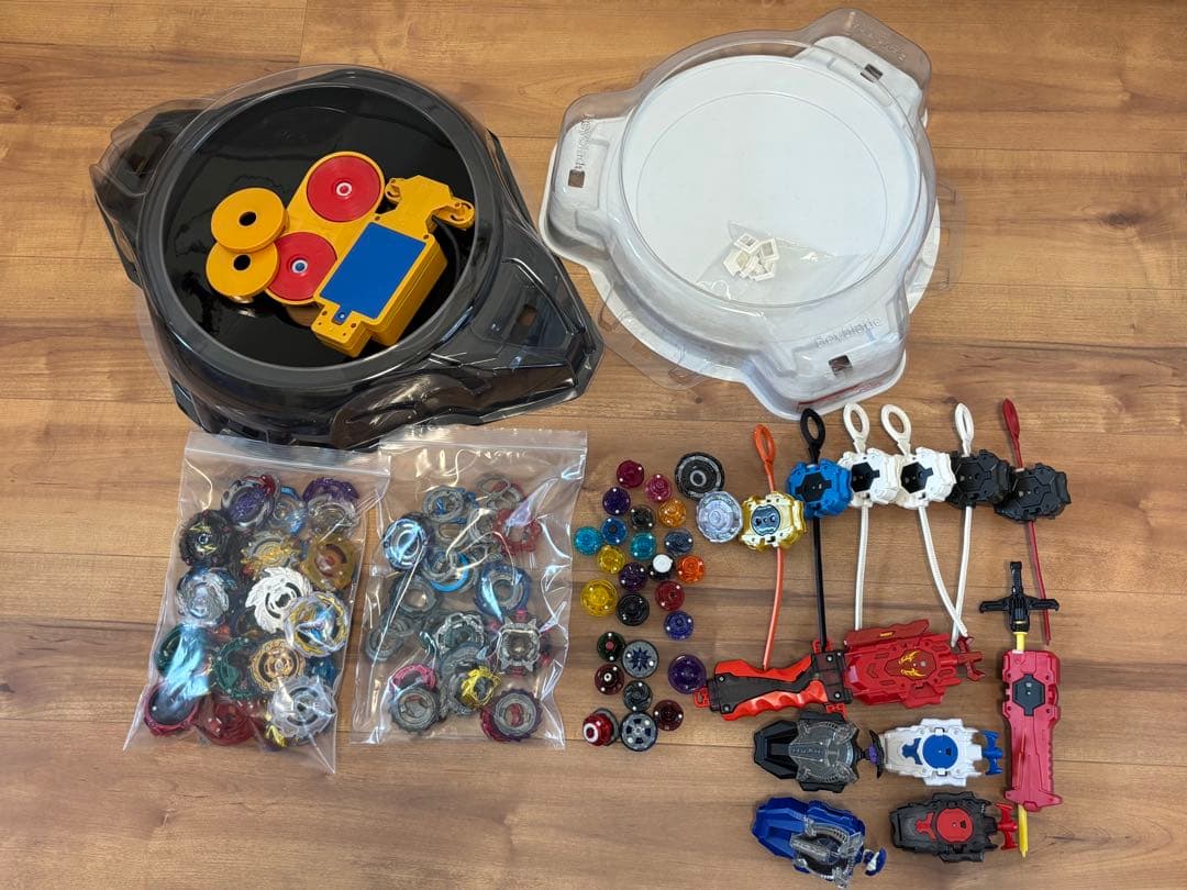 ベイブレードバースト　まとめ売り　スタジアム付き