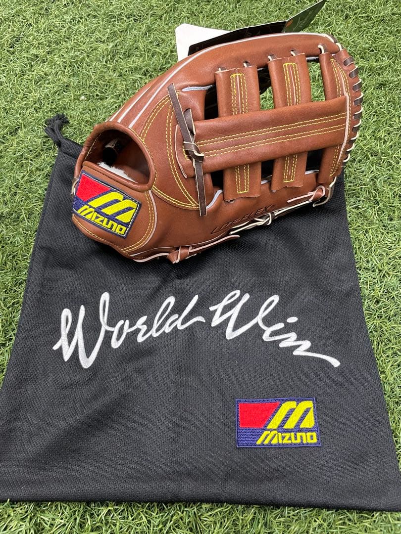 MIZUNO World Win 復刻版硬式グローブ レア　新品未使用 外野手用