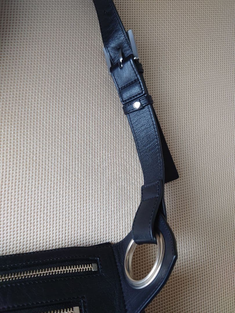 Kawa-Kawa 日本製WETボディバッグ　ブラックM