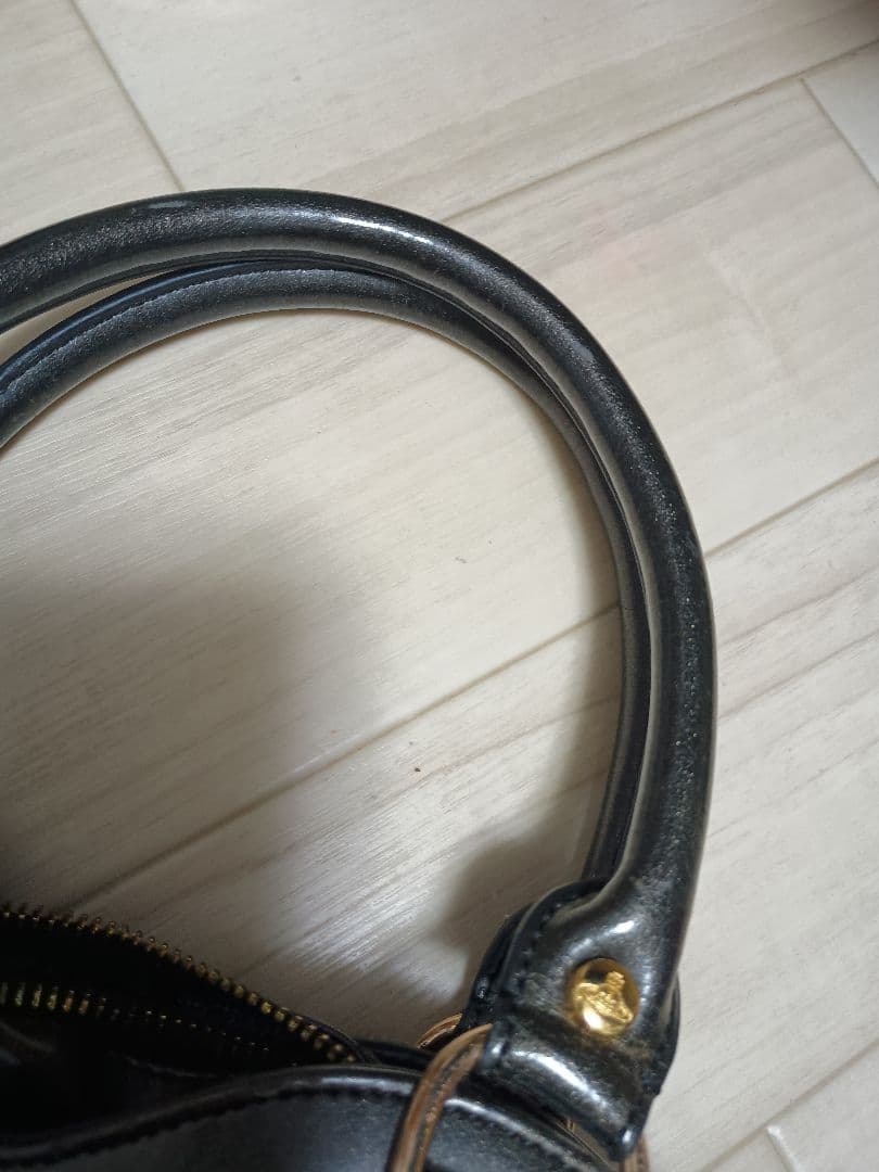 ヴィヴィアン・ウエストウッド　バッグ　ハート型