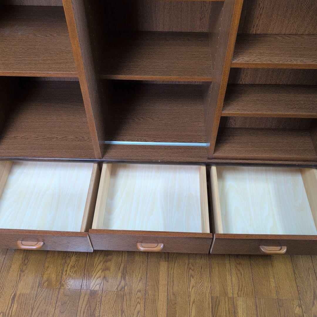 ブラウンスライド式本棚 引き出し付き 収納力抜群　大容量