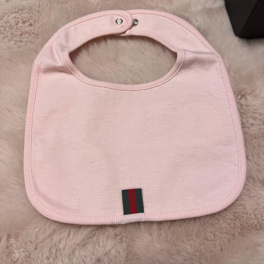 GUCCI ベビーロンパースセット