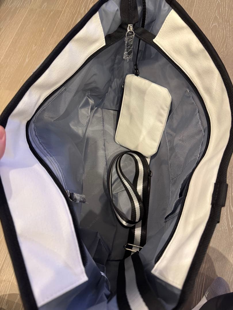 【新品】2025レクサスロゴ ゴルフ・ 旅行用多機能収納バッグ（靴・衣類対応）