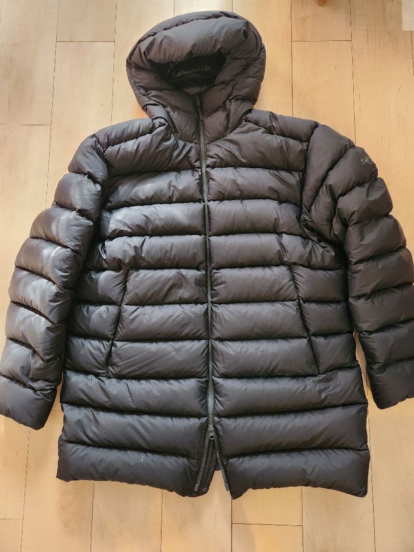 アークテリクス　ダウンジャケット　ダウンコート　ブラック