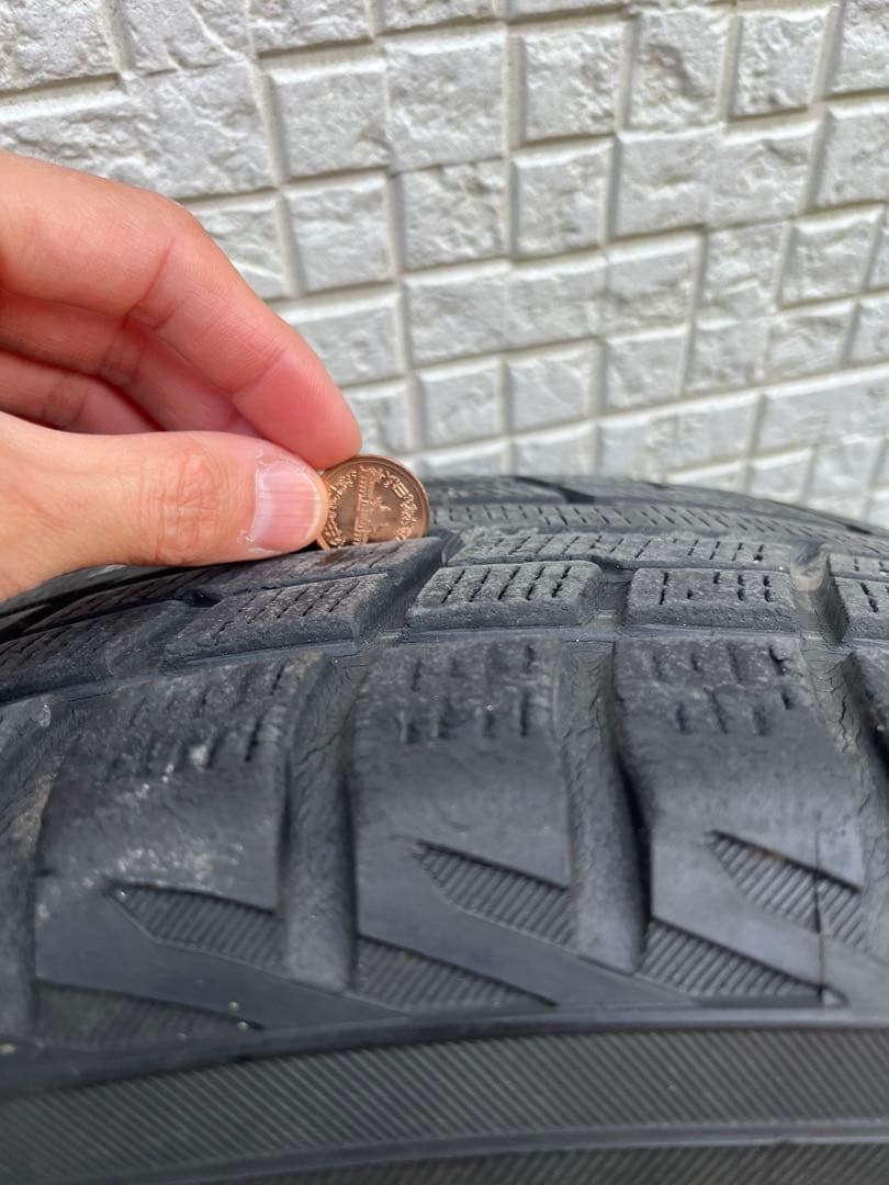 GEOLANDAR I/T-S デリカD5純正ホイール　スタッドレス