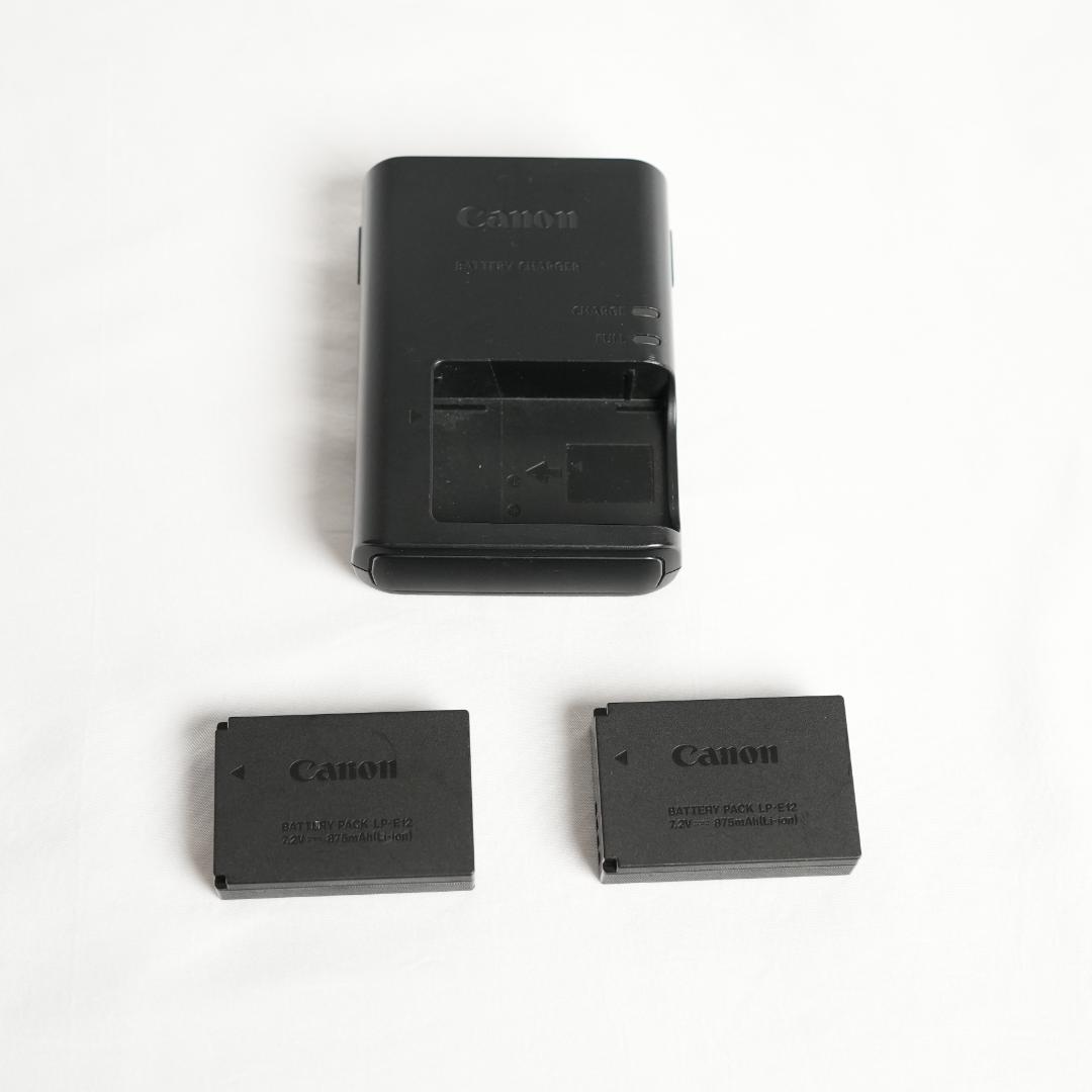 【箱付きセット特価】Canon ミラーレス一眼カメラ EOS M レンズキット