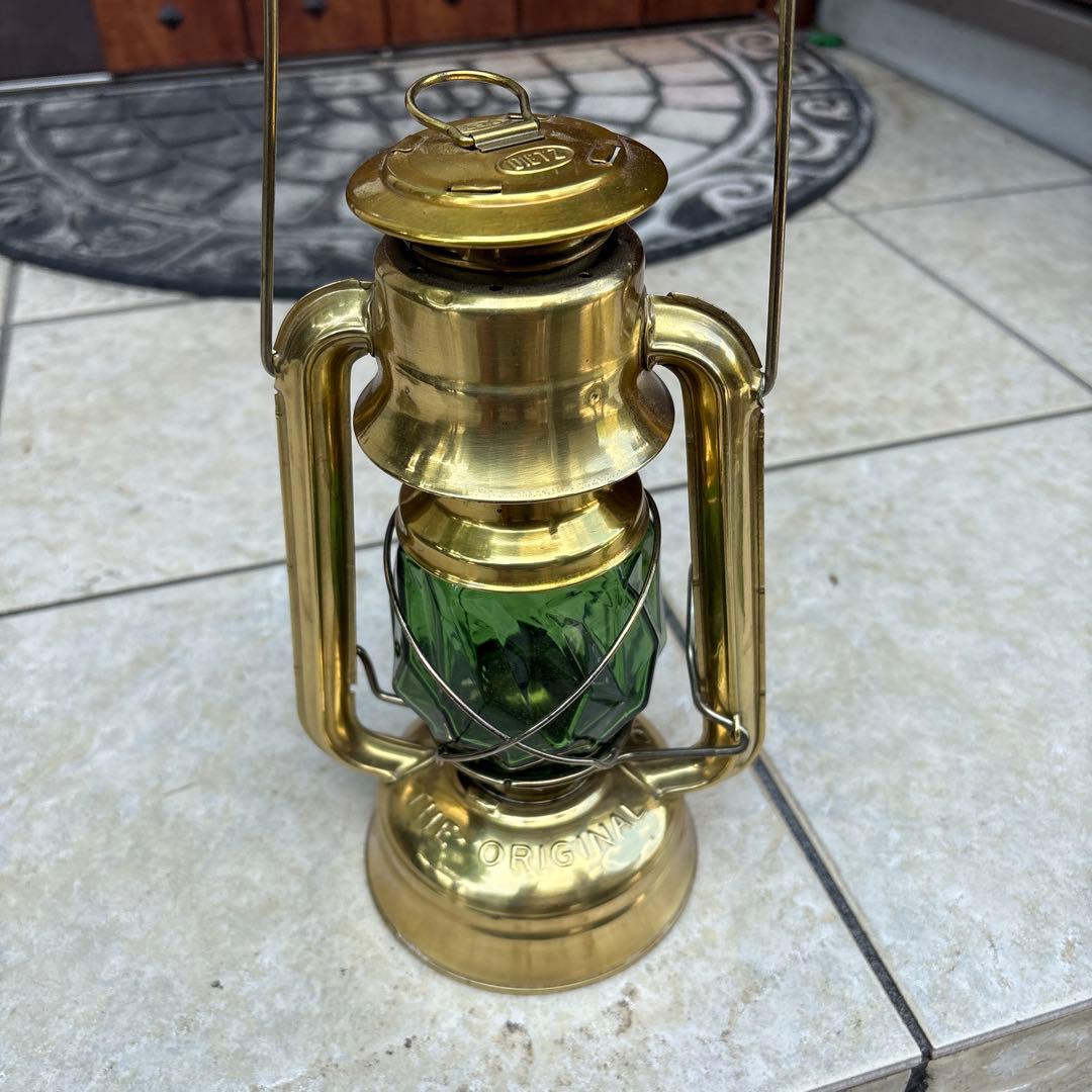 クラシックランタン 真鍮製 緑ガラス　デイツ