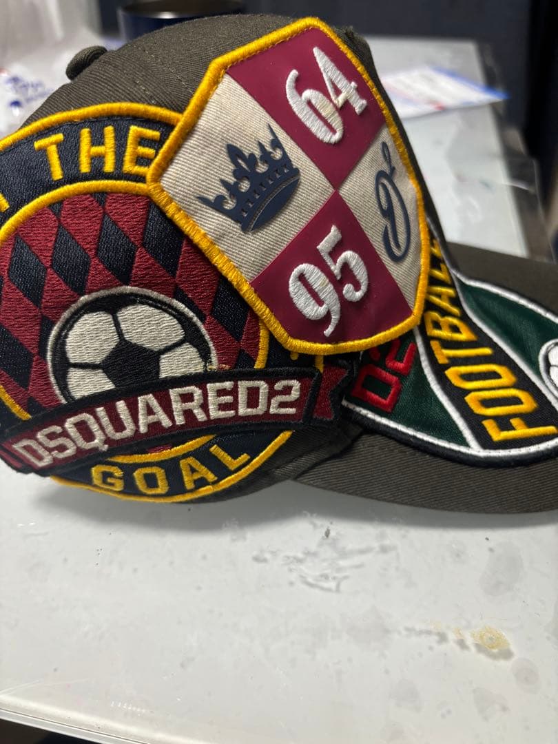 DSQUARED2 サッカーパッチキャップ